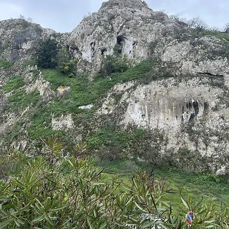 Le Petit Rocher דירה *